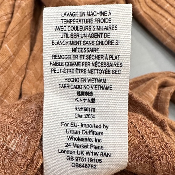 FREE PEOPLE East Coast wrap top in copper brown, S. - Picture 9 of 9